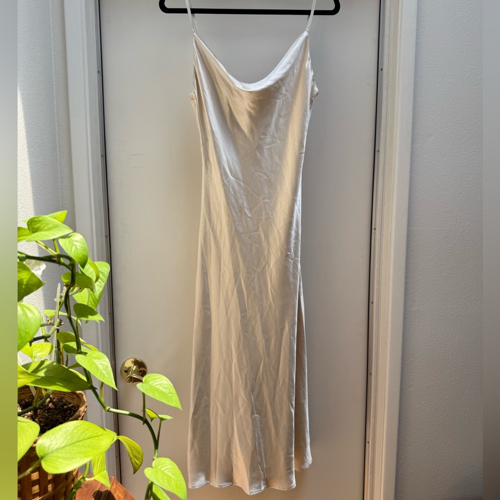 Audrey 3+1 Cream V-Neck Satin Silk Dress M